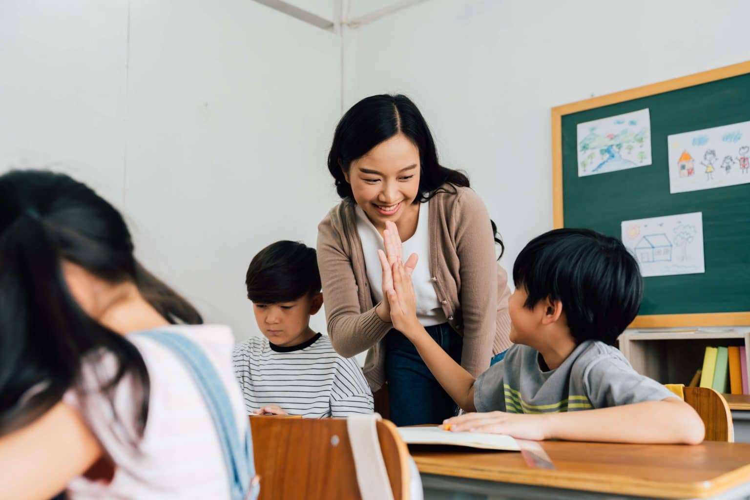 30-hour Teaching Young Learners